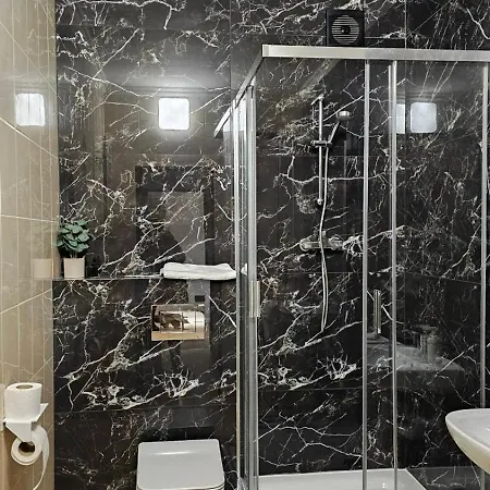 Apartment Black Mukacheve