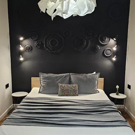 Black Apartamento Mukachevo